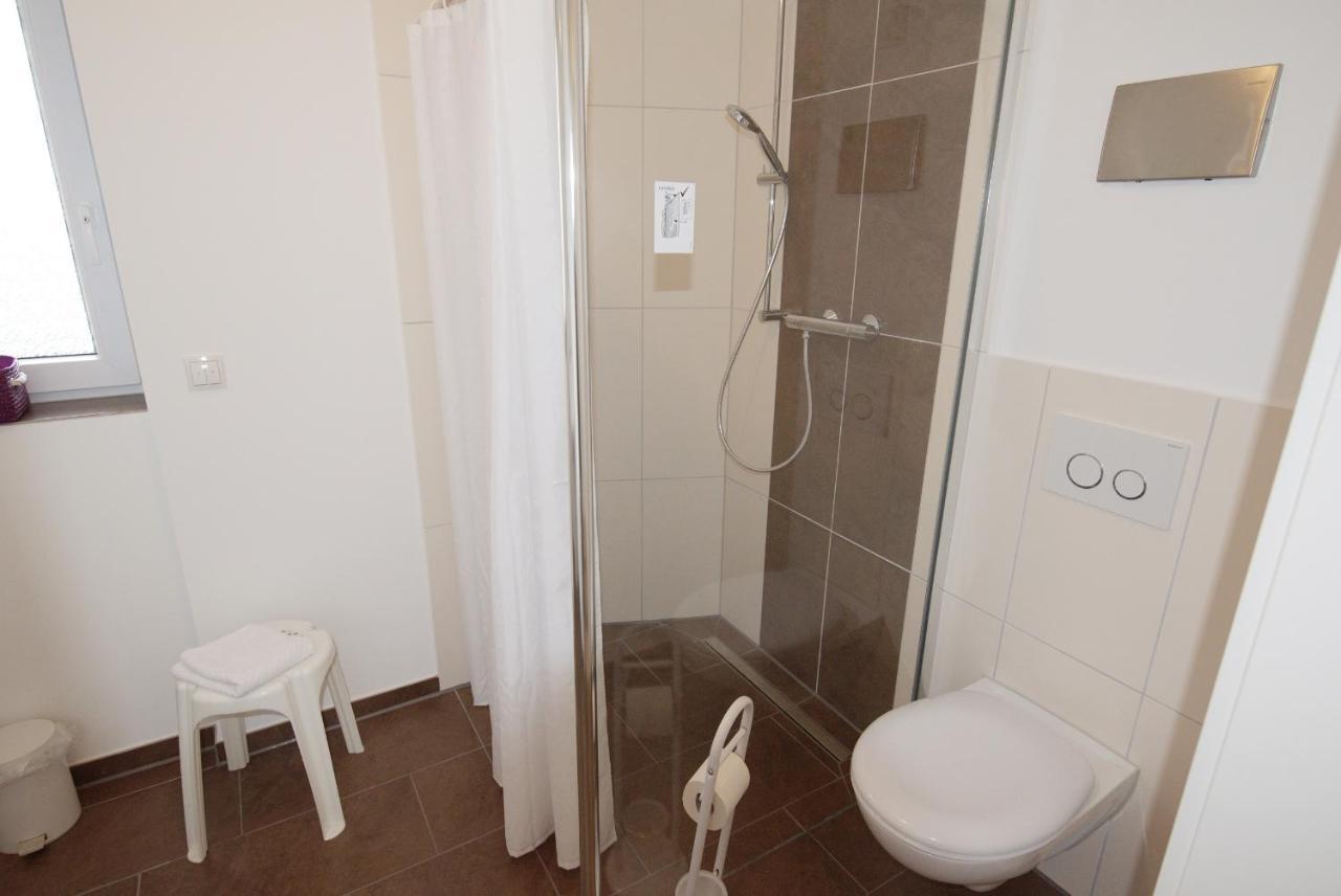 De Rootbost Apartment Neufeld  ภายนอก รูปภาพ
